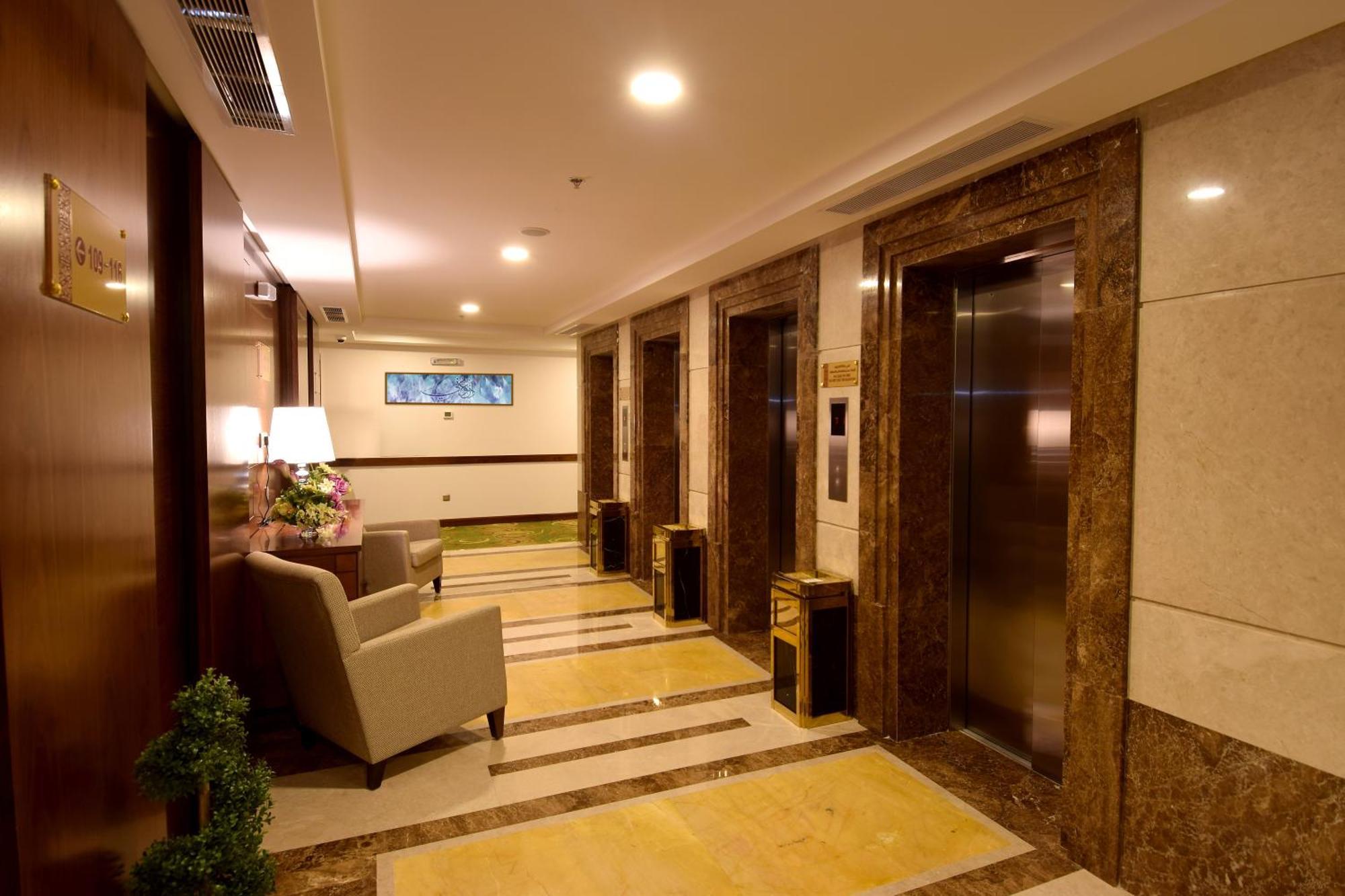 Zaha Al Munawara Hotel Médine Extérieur photo